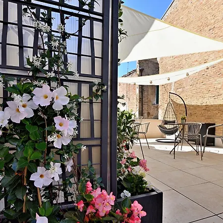 Dimore D'Avalos Boutique Bed & Breakfast-3